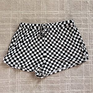 SHEIN • Curve Black and White Checkerboard Shorts